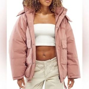 NET Urban Outfitters BDG Rose Pink Oversized Hooded Snow Jacket Size S/M & M/L